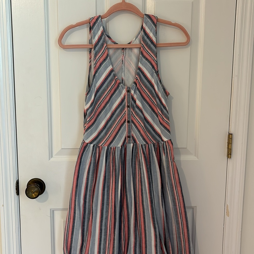 Sleeveless Striped Midi Dress in Gray and Pink - Picture 3 of 4